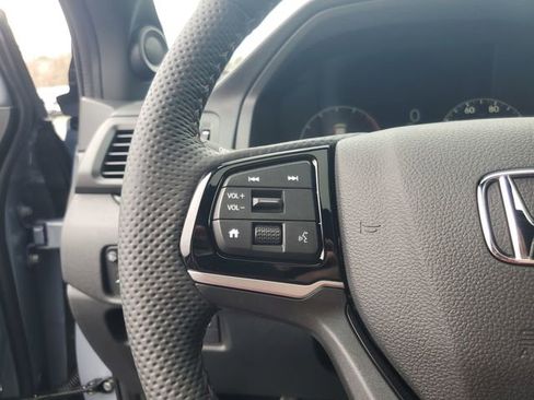 New 2026 Honda Ridgeline Black Edition image 18