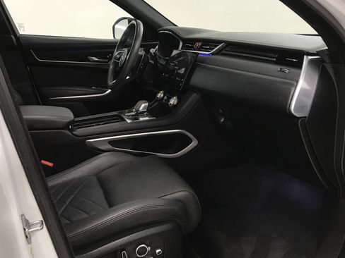Used 2023 Jaguar F-PACE S AWD/4WD image 17