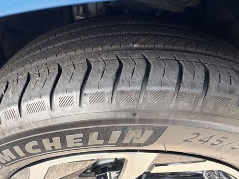 Used 2024 Chevrolet Equinox EV LT w/ Active Safety Package 3 FWD image 19