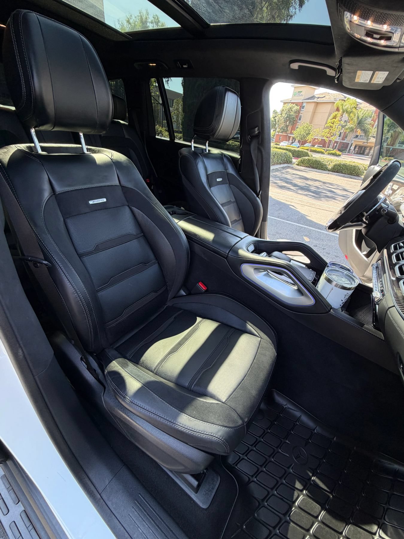 Used 2024 Mercedes-Benz GLS 63 AMG 4MATIC image 17