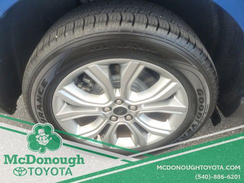 Used 2023 Ford Edge Titanium image 32