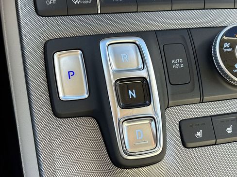 Used 2020 Hyundai Palisade Limited image 18