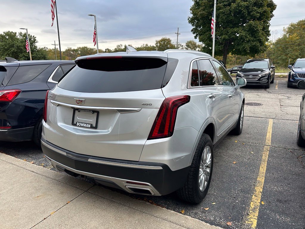 Used 2020 Cadillac XT5 Premium Luxury w/ LPO, Floor Liner Package FWD image 13