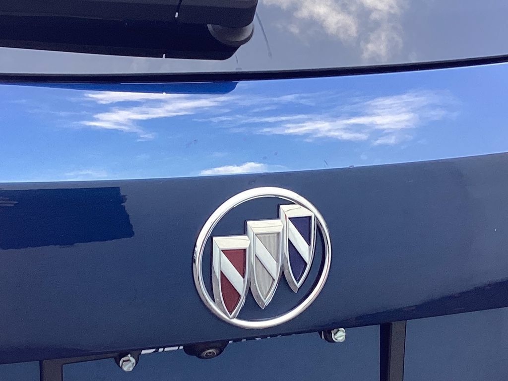 Used 2023 Buick Envision Avenir AWD/4WD image 36