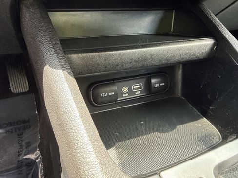 Used 2021 Kia Forte LXS FWD image 30