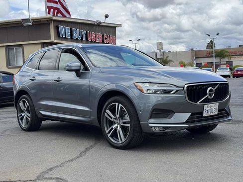 Used 2018 Volvo XC60 T6 Momentum w/ Convenience Package AWD/4WD image 4