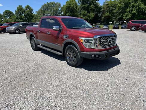 Used 2017 Nissan Titan Platinum Reserve AWD/4WD image 5
