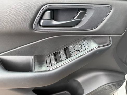 Certified 2026 Nissan Rogue S FWD image 12