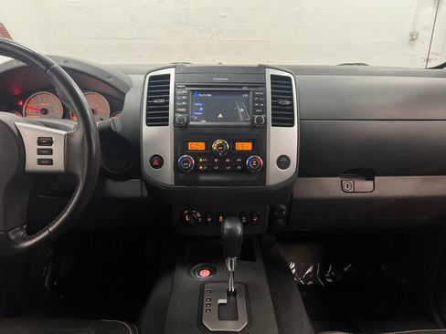 Used 2020 Nissan Frontier 4x4 Crew Cab image 20