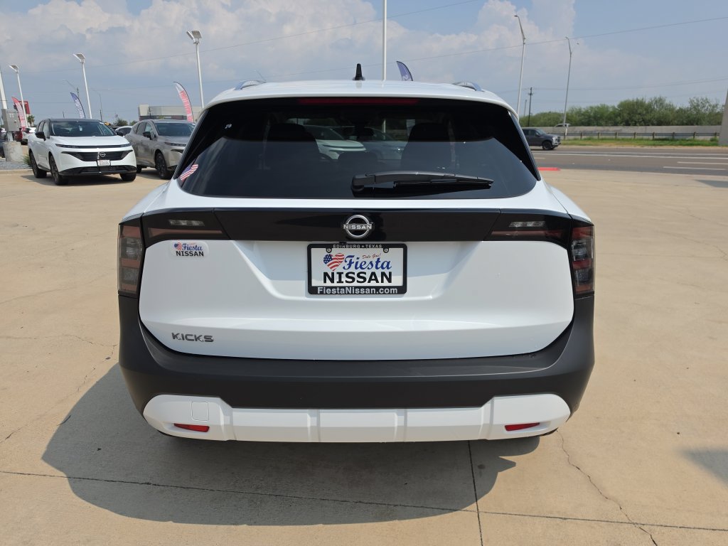 New 2027 Nissan Kicks SV FWD image 5