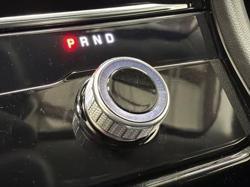 Certified 2023 Jeep Grand Cherokee Laredo image 31