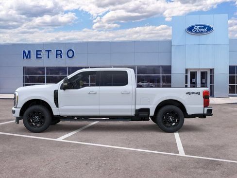 New 2026 Ford F250 XLT w/ XLT Premium Package AWD/4WD image 4
