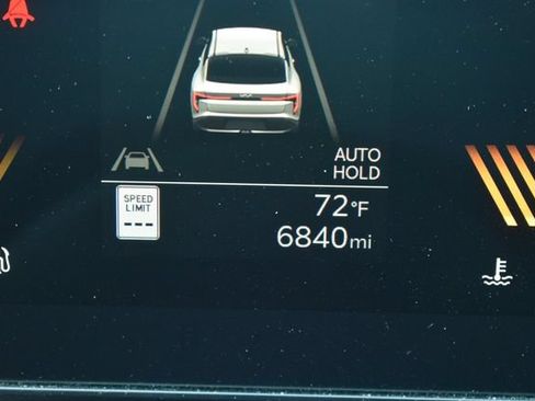 Certified 2025 Kia K4 FWD image 15