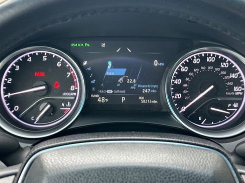 Used 2018 Toyota Camry XLE image 21