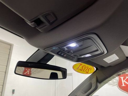 Used 2021 Chevrolet Silverado 1500 LT Trail Boss w/ Bed Protection Package image 18