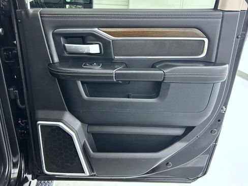 Certified 2023 RAM 2500 Laramie image 17