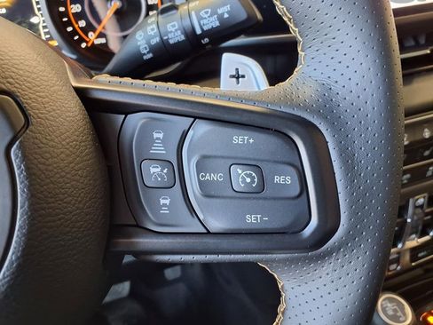 New 2025 Jeep Wrangler Unlimited Rubicon 392 image 16