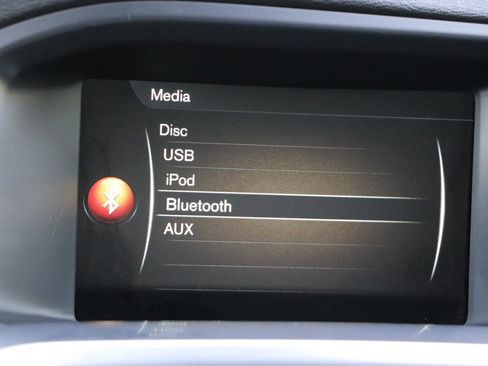 Used 2016 Volvo V60 T5 Cross Country Platinum w/ Climate Package AWD/4WD image 19