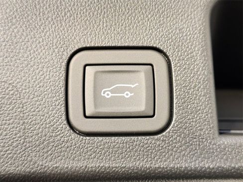 New 2026 Chevrolet Equinox LT w/ Convenience Package II image 31