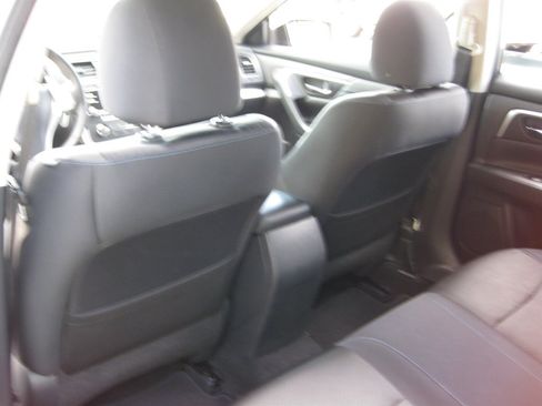 Used 2017 Nissan Altima 2.5 SR w/ Midnight Edition Package FWD image 26
