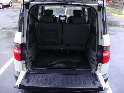 Used 2009 Honda Element EX image 16
