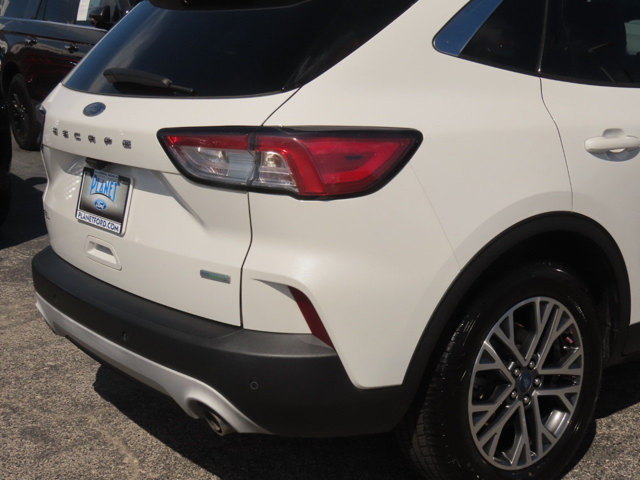 Used 2020 Ford Escape SEL FWD image 12