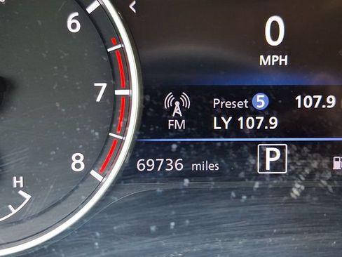 Certified 2022 Nissan Sentra SV FWD image 13