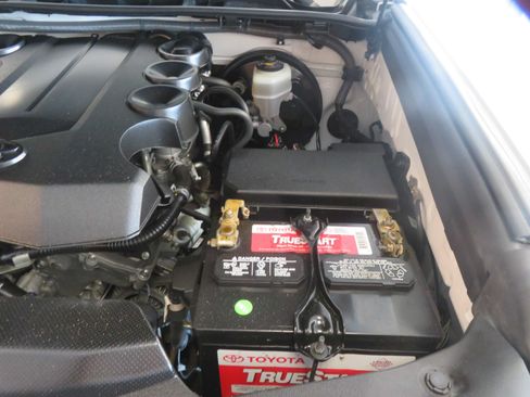 Used 2016 Toyota 4Runner SR5 RWD image 53