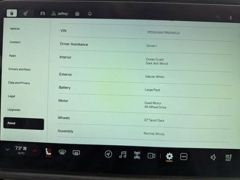 Used 2024 Rivian R1S Adventure image 49