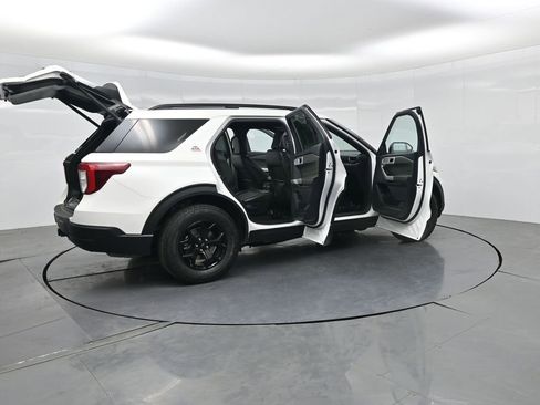 Used 2023 Ford Explorer Timberline w/ Timberline Technology Package AWD/4WD image 4