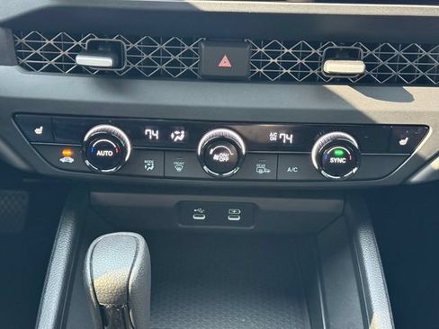 Used 2025 Honda Accord SE image 24