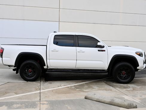 Used 2019 Toyota Tacoma TRD Pro image 8
