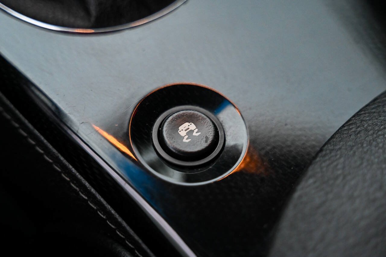 Used 2008 Chevrolet Corvette Coupe RWD image 83