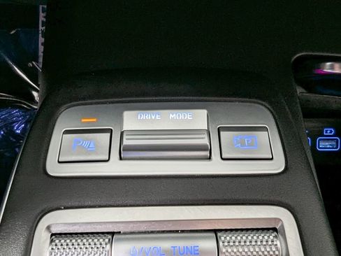 Used 2023 Genesis GV70 2.5T w/ Sport Prestige Package image 40