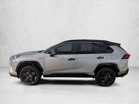 Used 2021 Toyota RAV4 XSE AWD/4WD image 8