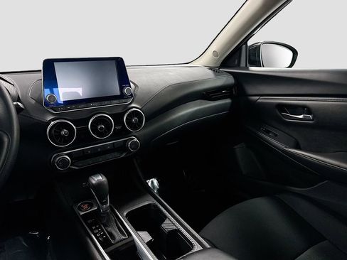 Used 2023 Nissan Sentra SV image 20