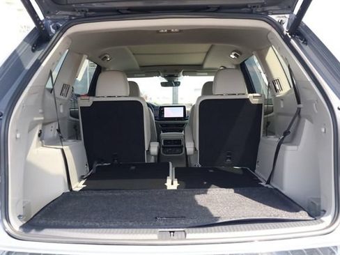 New 2026 Volkswagen Atlas SEL Premium R-Line AWD/4WD image 9