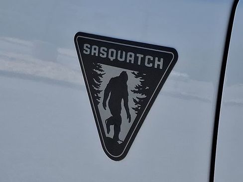 Used 2023 Ford Bronco 4-Door w/ Sasquatch Package AWD/4WD image 30