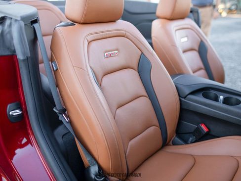 Used 2021 Chevrolet Camaro SS image 40