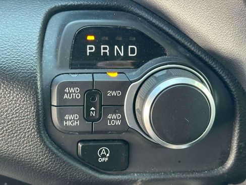 Used 2025 RAM 1500 Big Horn AWD/4WD image 25
