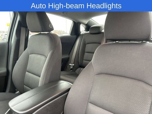 Used 2025 Chevrolet Malibu LT image 11