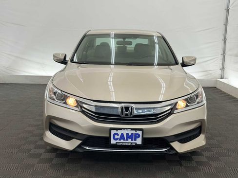 Used 2017 Honda Accord LX image 9
