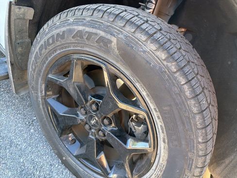 Used 2023 Ford Maverick Lariat w/ Equipment Group 500A Standard image 4