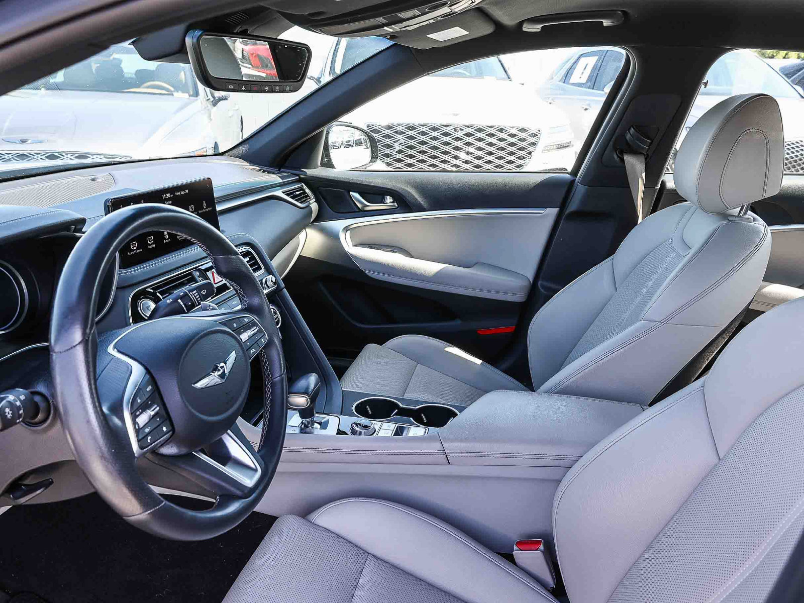 Used 2023 Genesis G70 2.0T RWD image 21