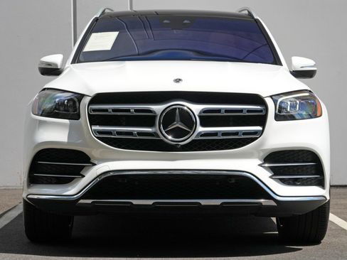 Used 2023 Mercedes-Benz GLS 450 4MATIC image 7