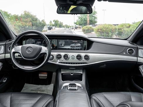 Used 2016 Mercedes-Benz S 550 Sedan image 18