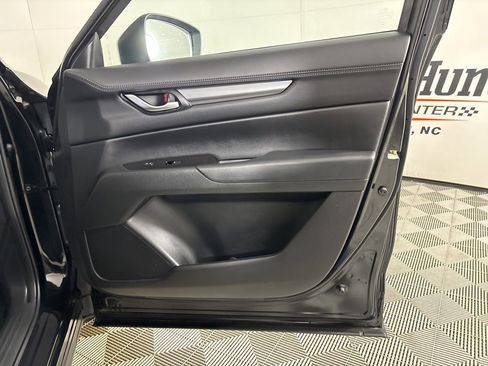 Used 2025 MAZDA CX-5 AWD 2.5 S w/ Preferred Package image 28