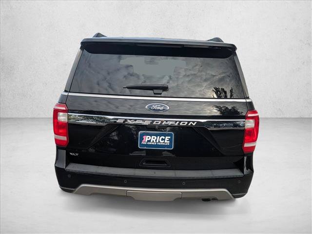 Used 2018 Ford Expedition XLT w/ Equipment Group 202A RWD image 6