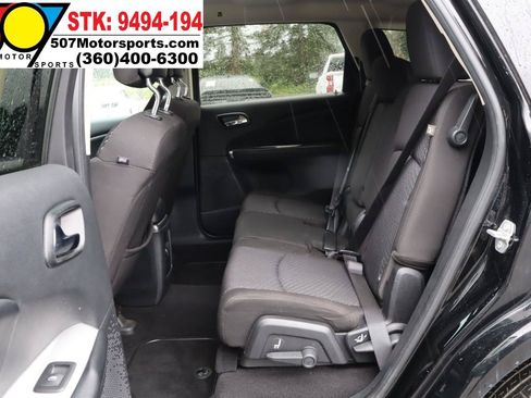 Used 2015 Dodge Journey SXT w/ Flexible Seating Group FWD image 14