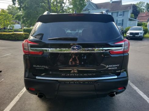 Used 2023 Subaru Ascent Limited w/ Technology Package AWD/4WD image 4